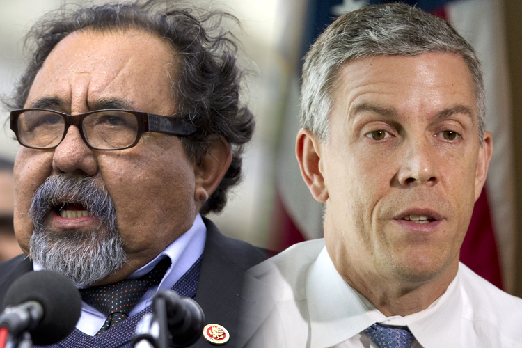 Raul Grijalva, Arne Duncan (AP/Carolyn Kaster/Jacquelyn Martin)