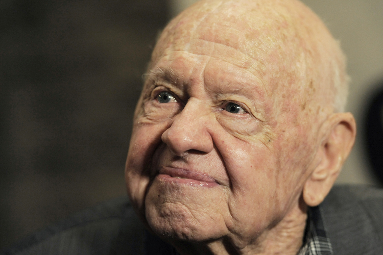 Mickey Rooney (AP/Chris Pizzello)