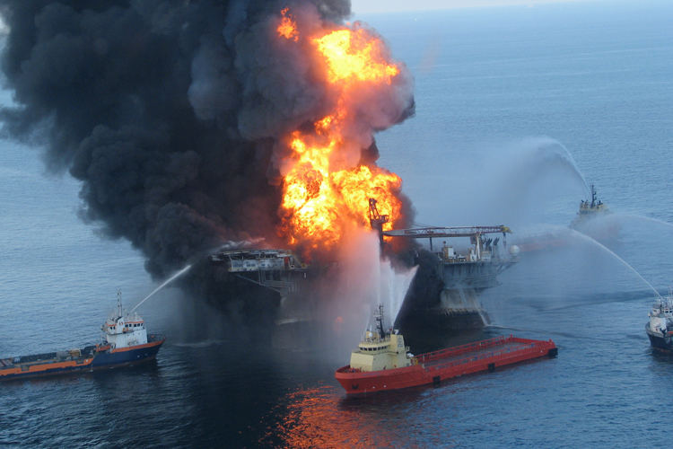Fire boat response crews battle the blazing remnants of the offshore oil rig Deepwater Horizon, off Louisiana, April 21, 2010. (Reuters)