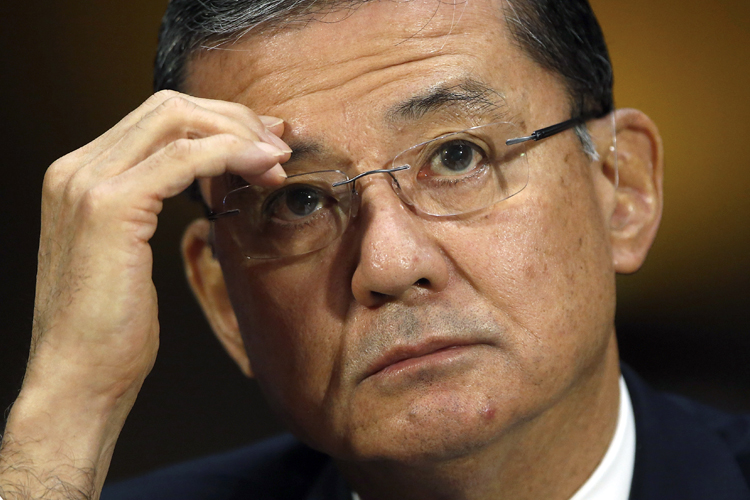 Eric Shinseki (Reuters/Jonathan Ernst)