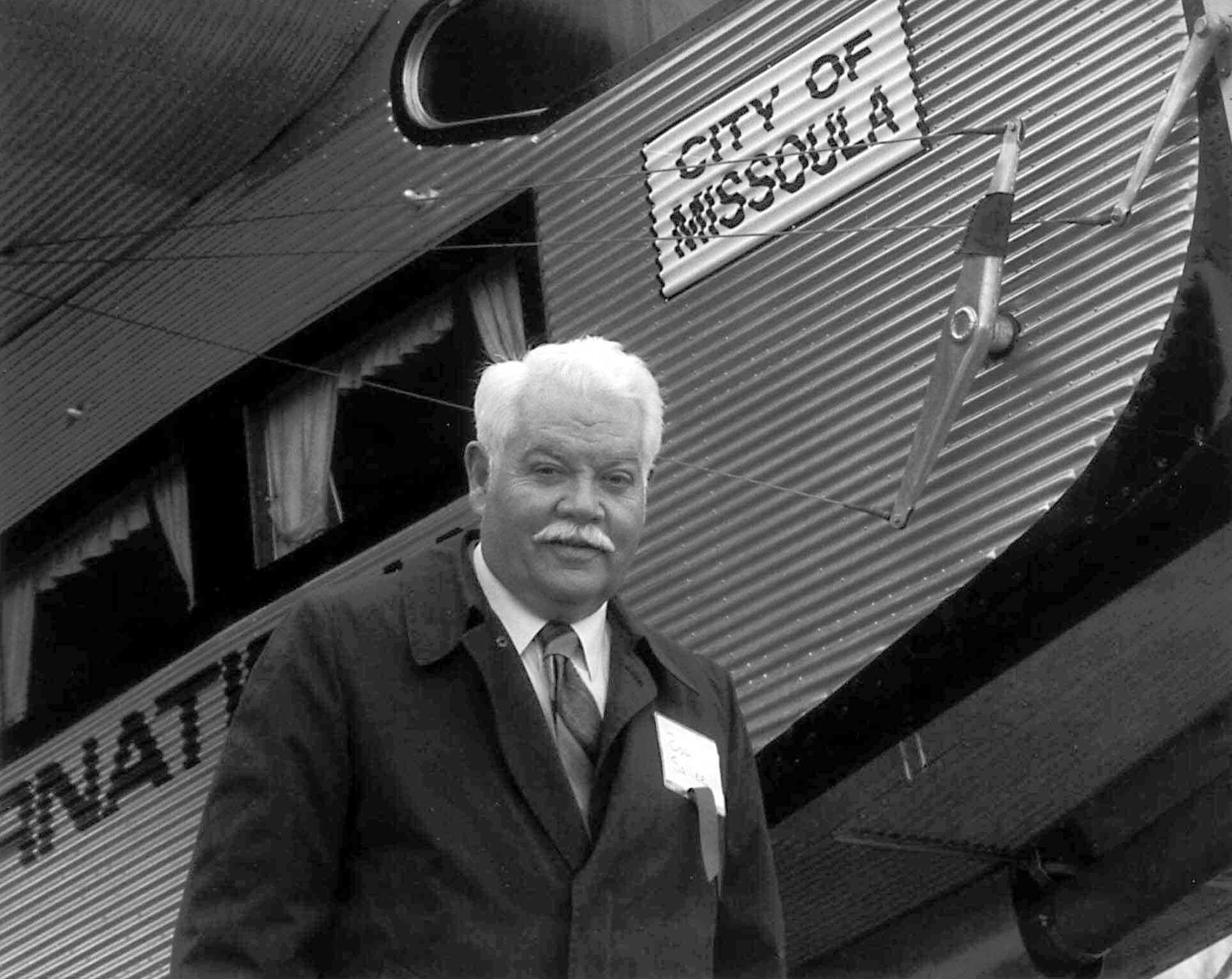 FILE - Robert Sallee, the last living survivor of the 1949 Mann Gulch fire near Helena, Mont., that killed 13 smokejumpers, is shown in this May 1991 file photo at the U.S. Forest Service Smokejumper Center in Missoula, Mont. Sallee, 82, died Monday May 26, 2014 from complications following open heart surgery. His death was confirmed by the Hazen & Jaeger Valley Funeral Home, which is handling arrangements.  (AP Photo/USDA US Forest Service) (AP)