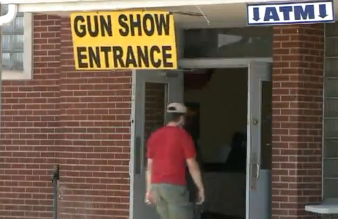 Gun show in Bloomsburg, Pennsylvania (screenshot)