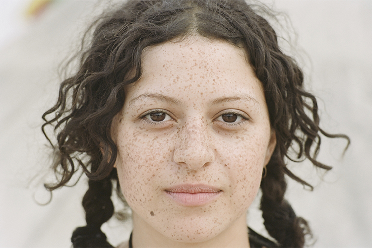 Alia Shawkat (Jean-Marc Barr)