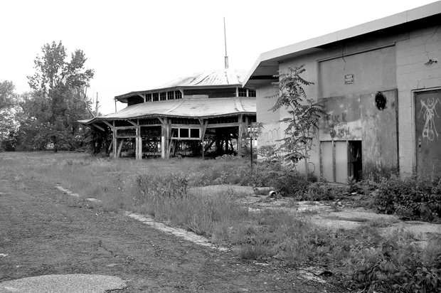 A view of the abandoned carousel in the ghost town of Pleasure Beach in Connecticut. (Wikimedia/flickr/Logan)
