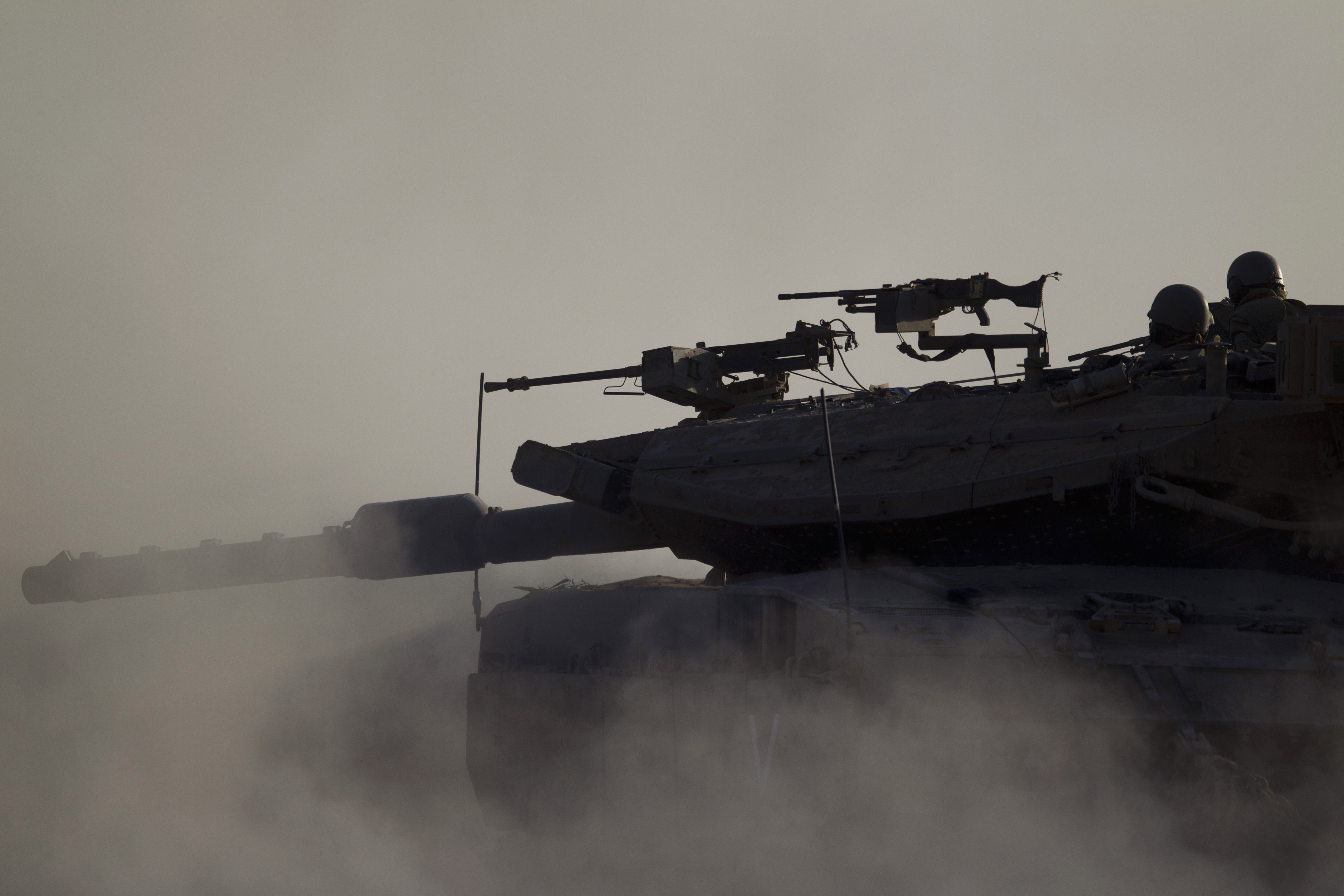 (AP/Ariel Schalit)