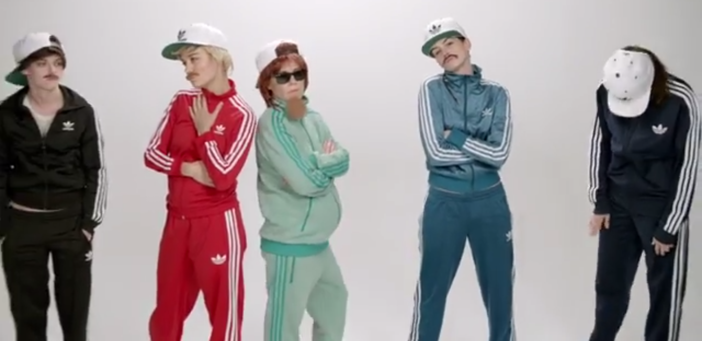 Still from Jenny Lewis's video for "Just One of the Guys" (screenshot)