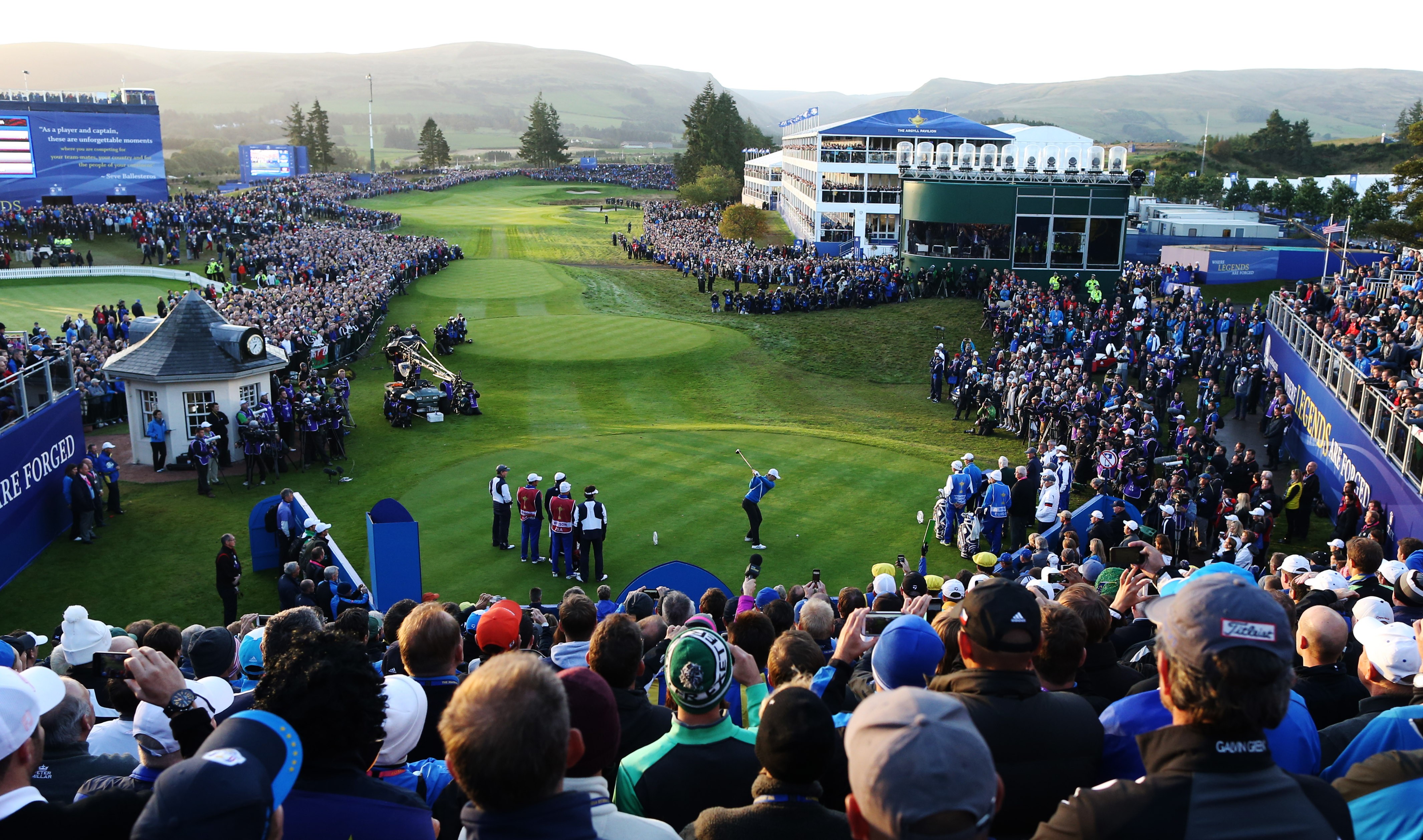 Europeâs Justin Rose plays off the 1st tee during the fourball match on the first day of the Ryder Cup golf tournament, at Gleneagles, Scotland, Friday, Sept. 26, 2014. (AP Photo/Peter Morrison) (Peter Morrison)