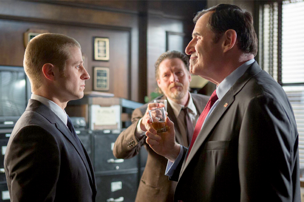 Ben McKenzie, Donal Logue, and Richard Kind in "Gotham" (Fox)