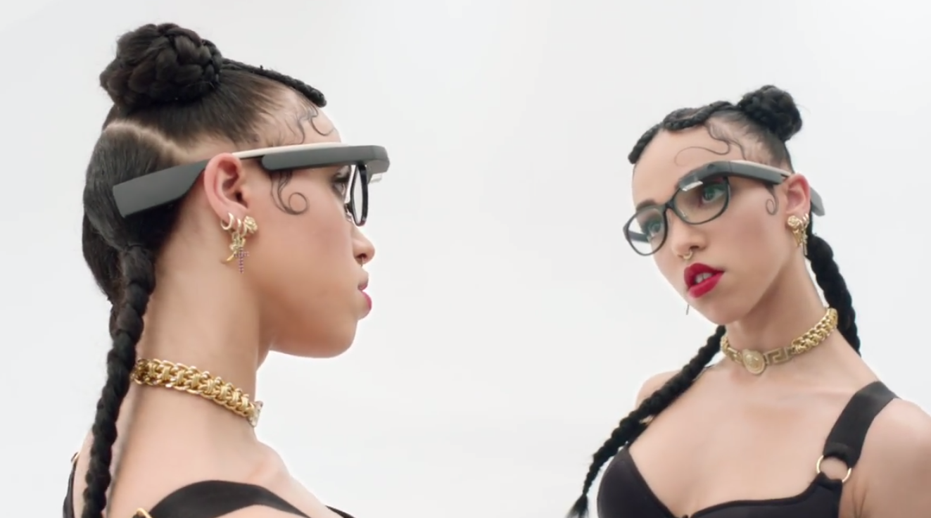 FKA Twigs (YouTube/FKA Twigs #throughtheglass)