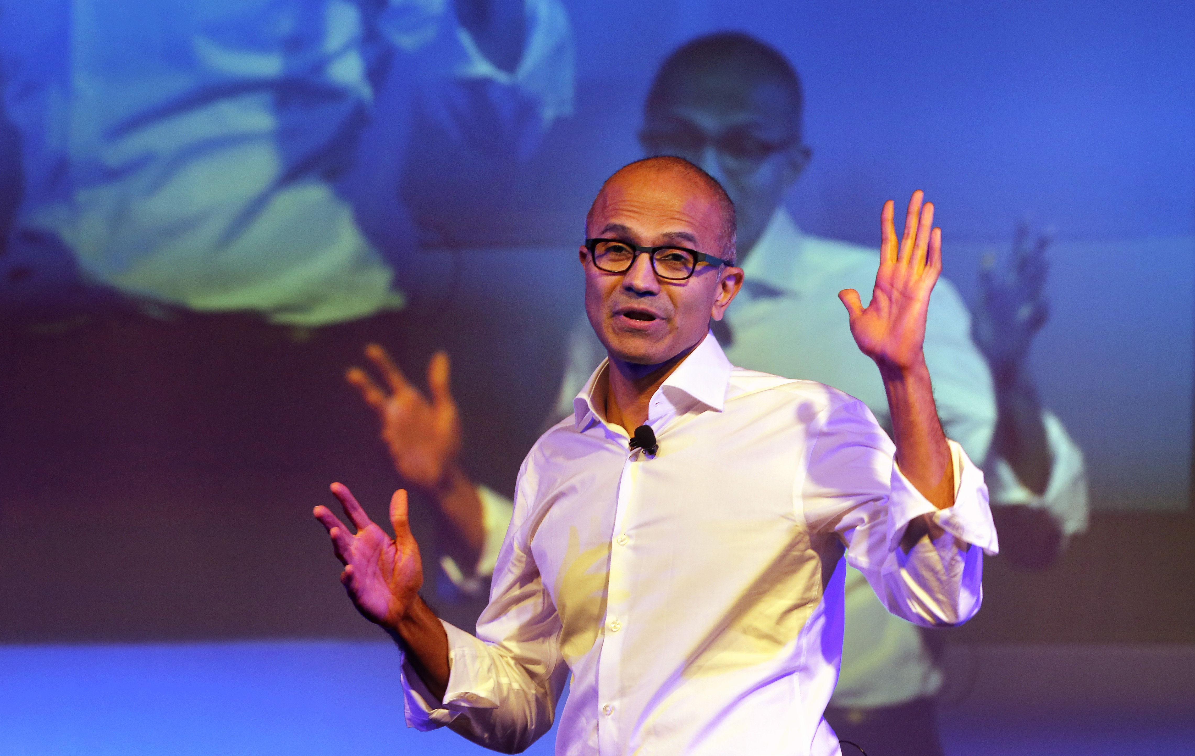 Microsoft Chief Executive Officer Satya Nadella speaks to students in New Delhi. (AP Photo/Manish Swarup)
