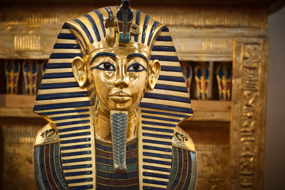 Modern copy of Tutankhamen's funerary mask (<a href='url to photographer'>Jose Ignacio Soto</a> via <a href='http://www.shutterstock.com/'>Shutterstock</a>)