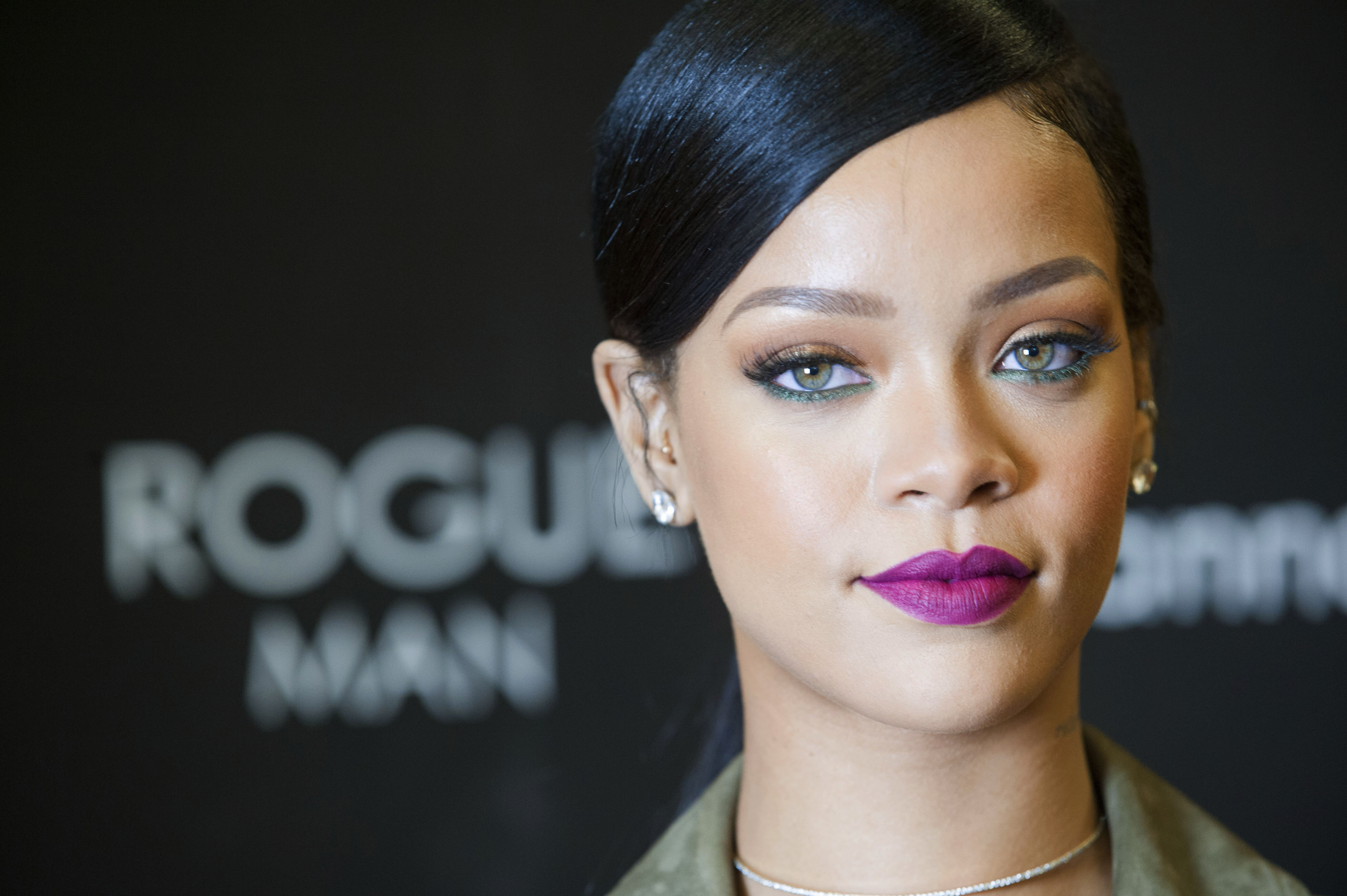 Rihanna (AP)