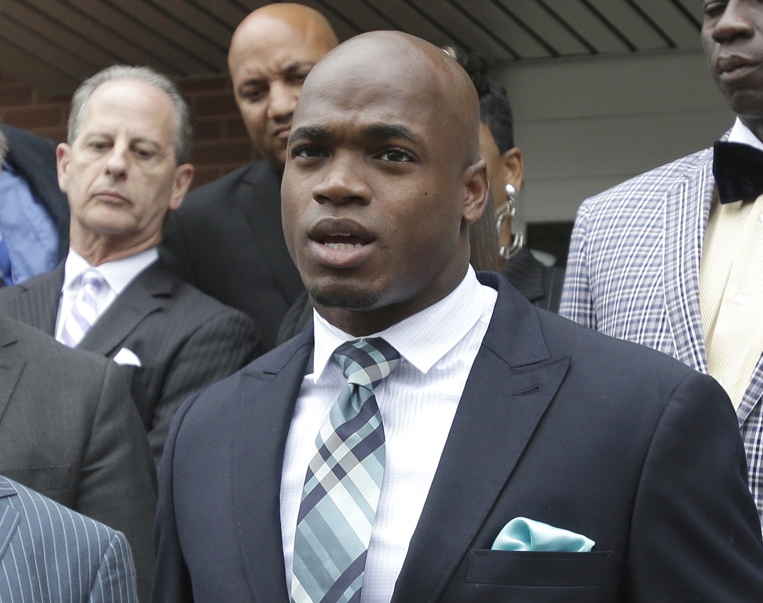 Adrian Peterson (AP)
