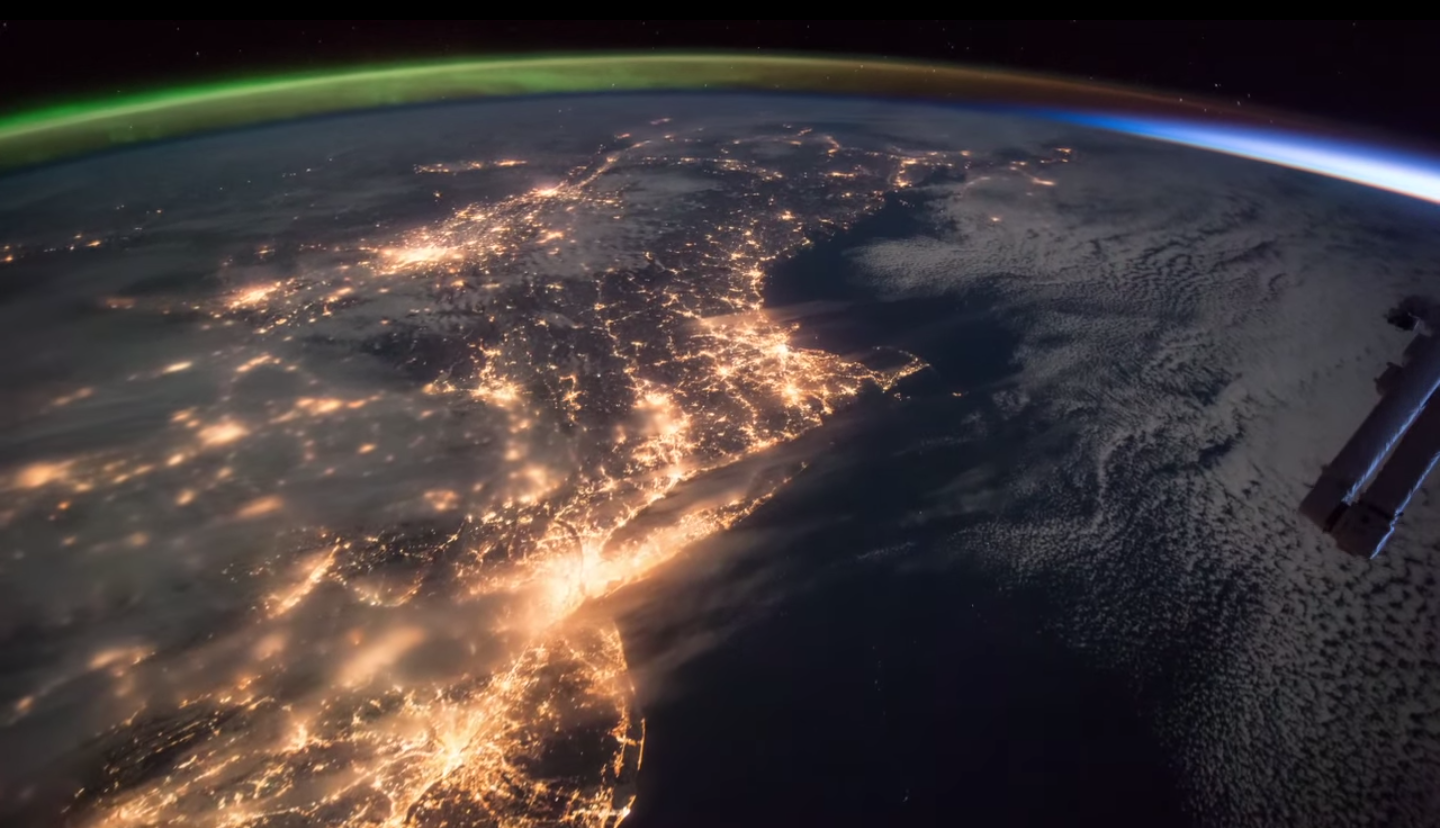 (NASA)