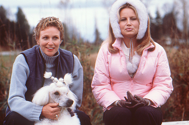 Jane Lynch and Jennifer Coolidge in "Best in Show" (Castle Rock Entertainment)