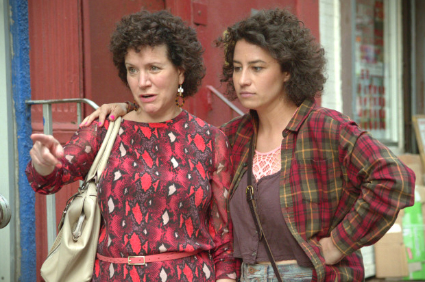Susie Essman and Ilana Glazer in "Broad City" (Comedy Central)