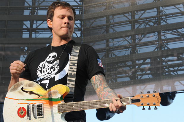 Tom DeLonge (AP/Katy Winn)