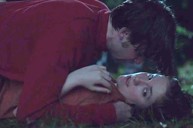 Lena Dunham and Nick Lashaway in "Girls" (HBO)