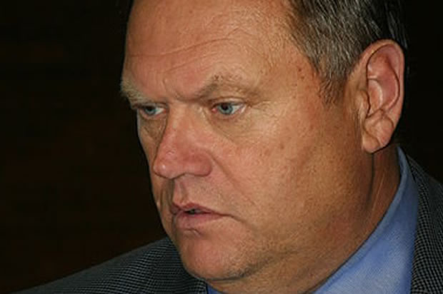 Minnesota Senate Majority Leader Tom Bakk (<a href="https://www.facebook.com/32423507199/photos/pb.32423507199.-2207520000.1429028519./273906207199/?type=1&theater" target="_blank" rel="noopener">Facebook</a>)
