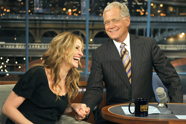 Julia Roberts, David Letterman (CBS/John Paul Filo)