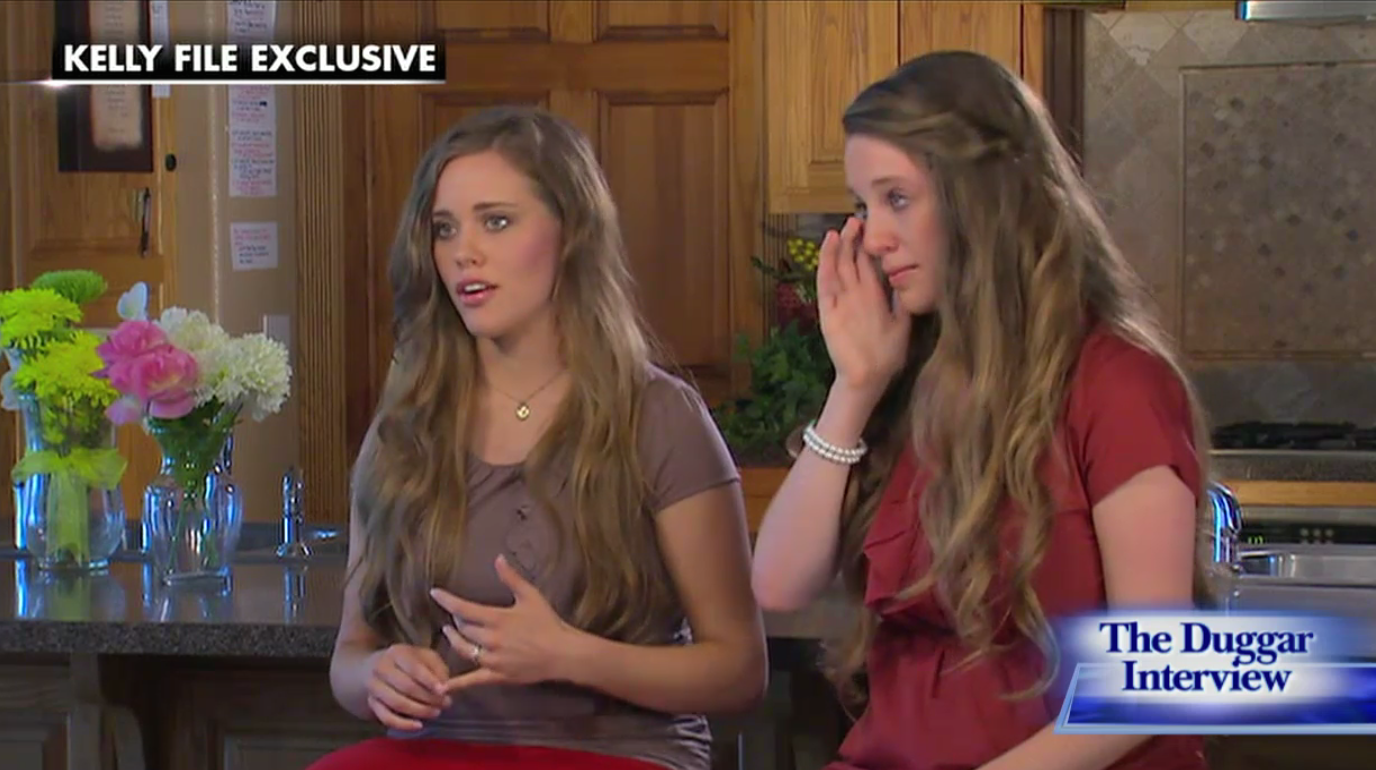 Jessa Duggar Seewald and Jill Duggar Dillard (Fox News/"The Kelly File")