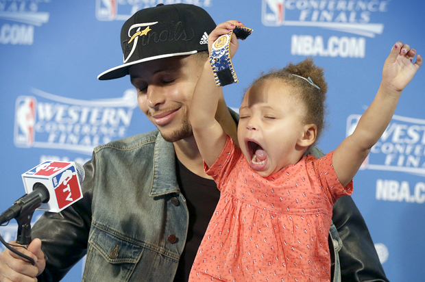 Stephen and Riley Curry (AP/Ben Margot)