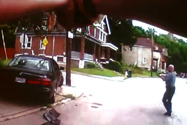 (Credit: <a href="http://www.cbsnews.com/live/video/police-release-bodycam-video-in-cincy-shooting/" target="_blank" rel="noopener">CBS News</a>)
