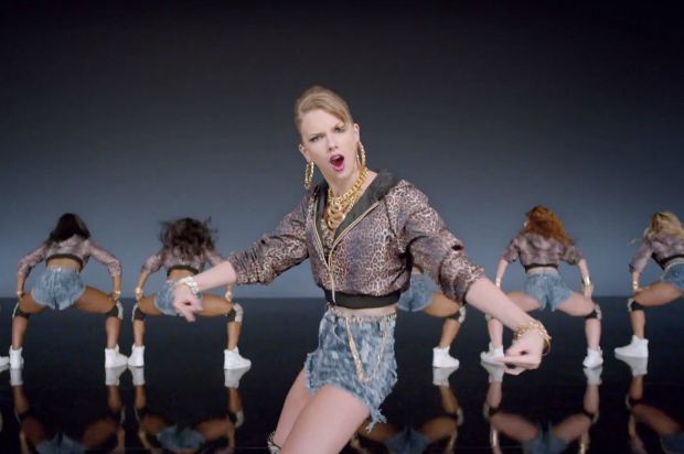 "Shake It Off" (Taylor Swift)
