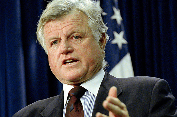 Sen. Ted Kennedy (AP/John Duricka)