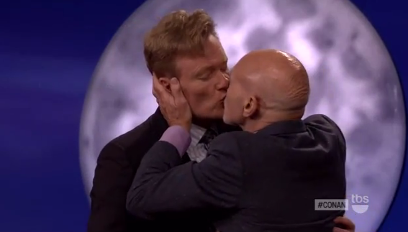 (Conan)