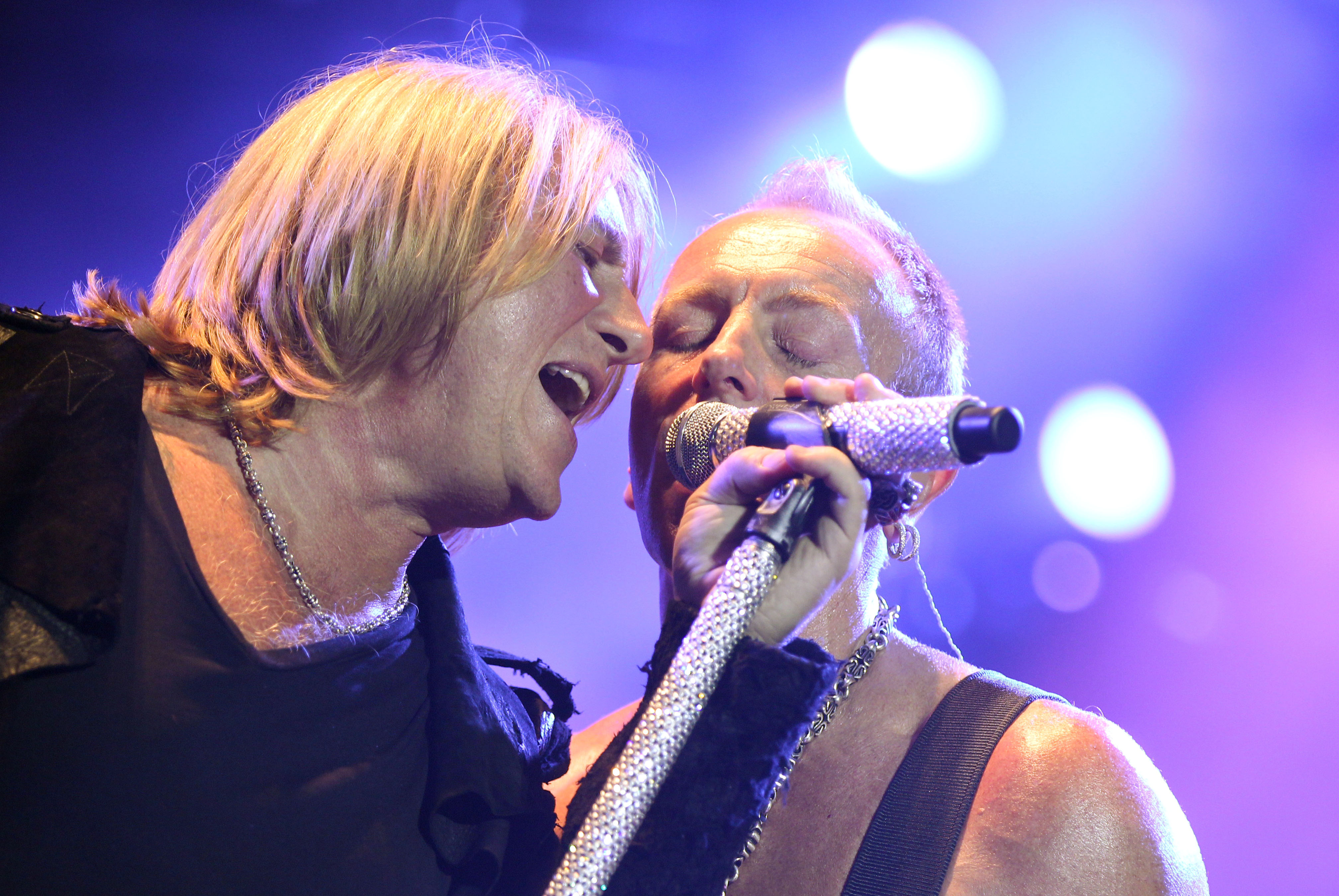 Joe Elliott, left, and Phil Collen (Matt Sayles/invision/ap)