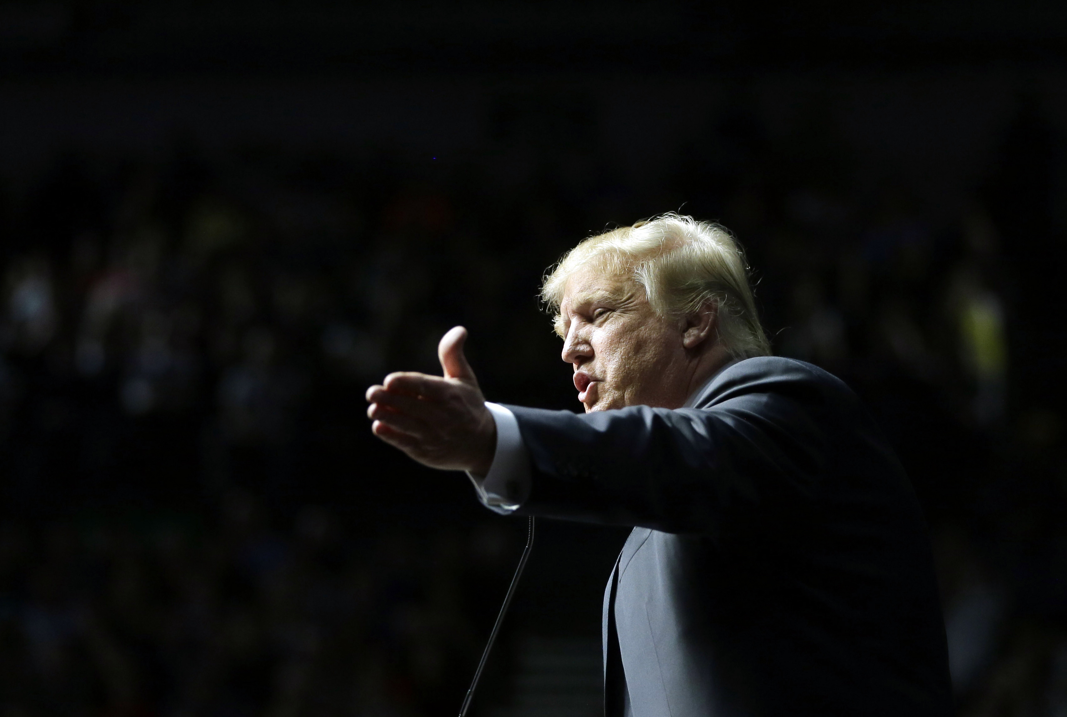 Republican presidential candidate, businessman Donald Trump addresses supporters at a campaign rally, Monday, Dec. 21, 2015, in Grand Rapids, Mich. (AP Photo/Carlos Osorio) (AP)