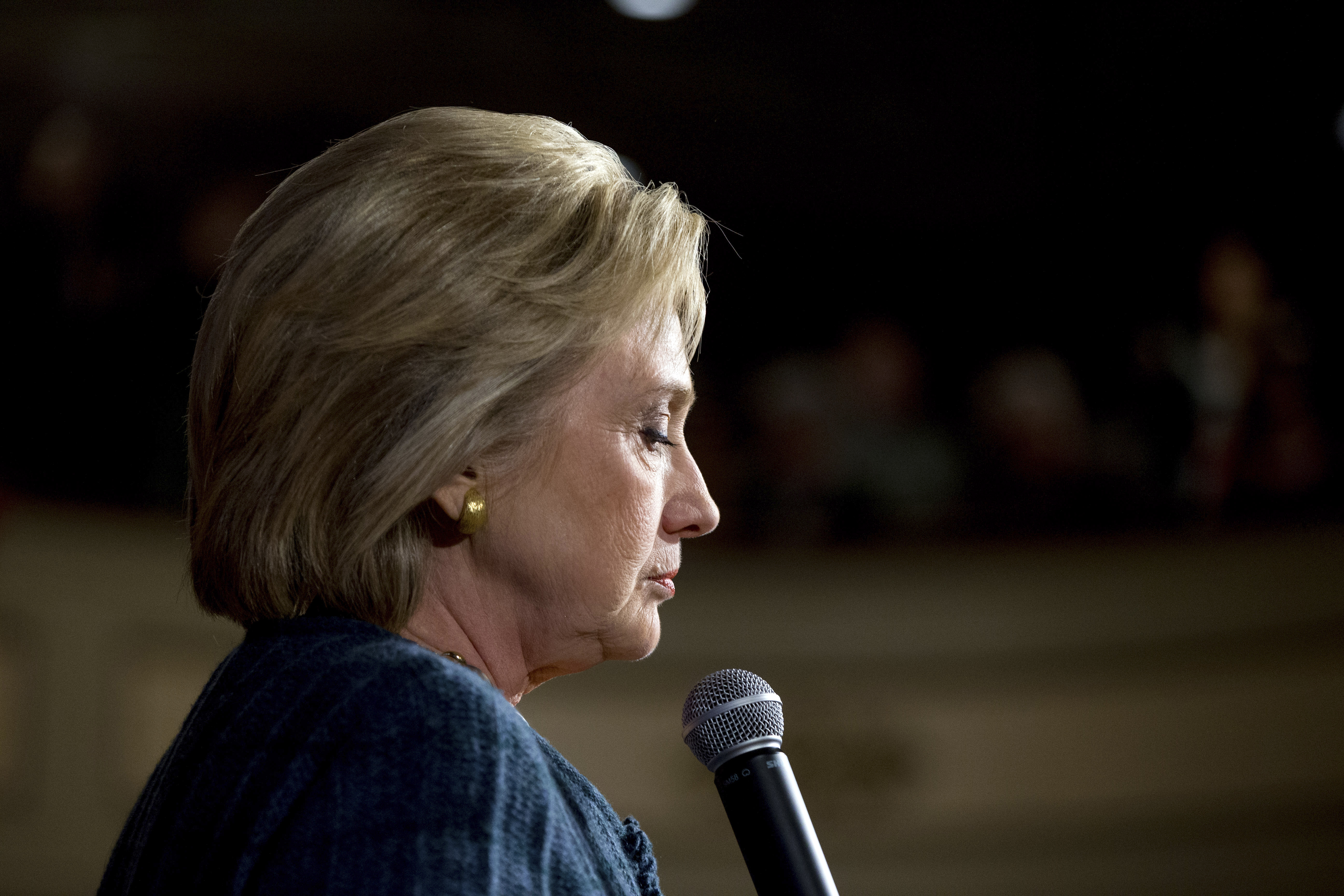 Democratic presidential candidate Hillary Clinton pauses while speaking at a rally at the Steyer Opera House at Hotel Winneshiek in Decorah, Iowa, Tuesday, Jan. 26, 2016. (AP Photo/Andrew Harnik) (AP)