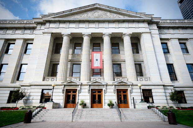 The Ohio Statehouse in Columbus, OH. (<a href='http://www.shutterstock.com/gallery-122782p1.html'>Zack Frank</a> via <a href='http://www.shutterstock.com/'>Shutterstock</a>)