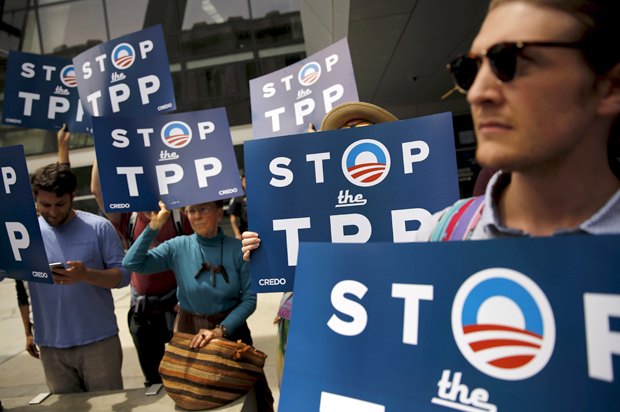 A protest against the Trans-Pacific Partnership at the Federal Building in San Francisco, California, June 9, 2015. (Reuters/Robert Galbraith)