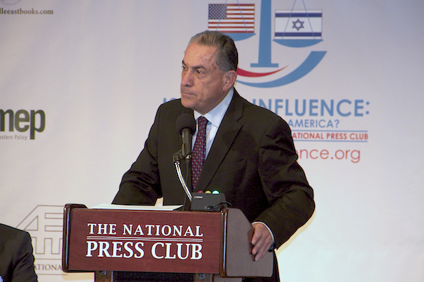 Israeli journalist Gideon Levy speaking at the Israel's Influence conference at the National Press Club in Washington, D.C. on March 18, 2016 (Salon/Ben Norton)