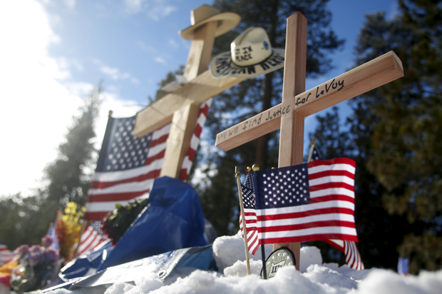 A memorial for Robert 'LaVoy' Finicum on a highway north of Burns, Oregon, January 31, 2016. (Reuters/Jim Urquhart)