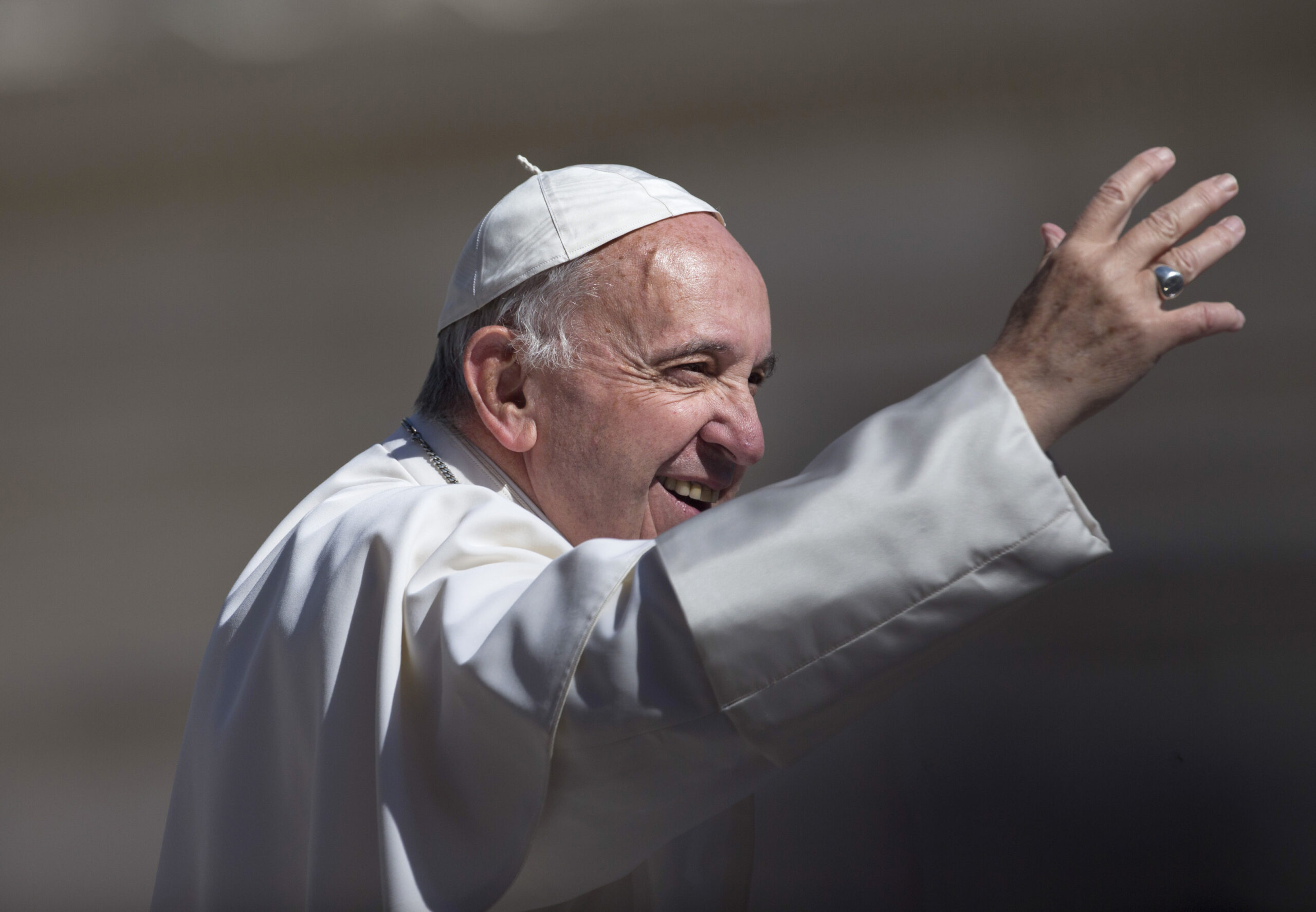 Pope Francis waves to the crowd as he arrives for his weekly general audience in St. Peter's Square at the Vatican, Wednesday, May 18, 2016. (AP Photo/Alessandra Tarantino) (AP)