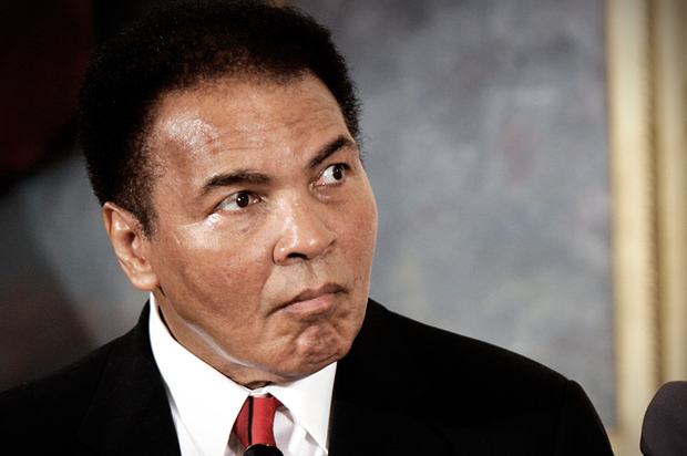 Muhammad Ali (Reuters/Kevin Lamarque)