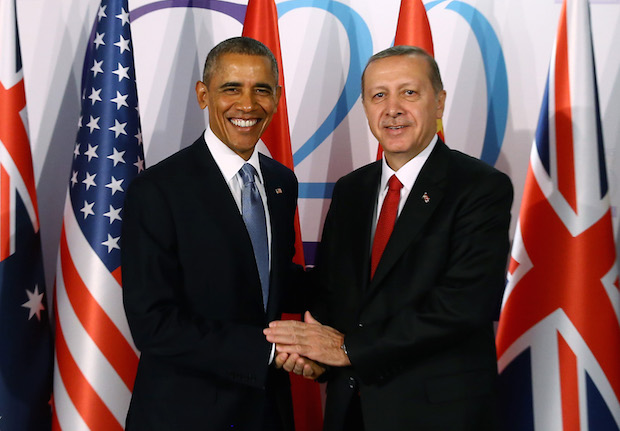 President Obama poses for a photo with Turkish President Recep Tayyip Erdoğan at the G20 summit in Antalya, Turkey on November 15, 2015 (Reuters/Kayhan Ozer)