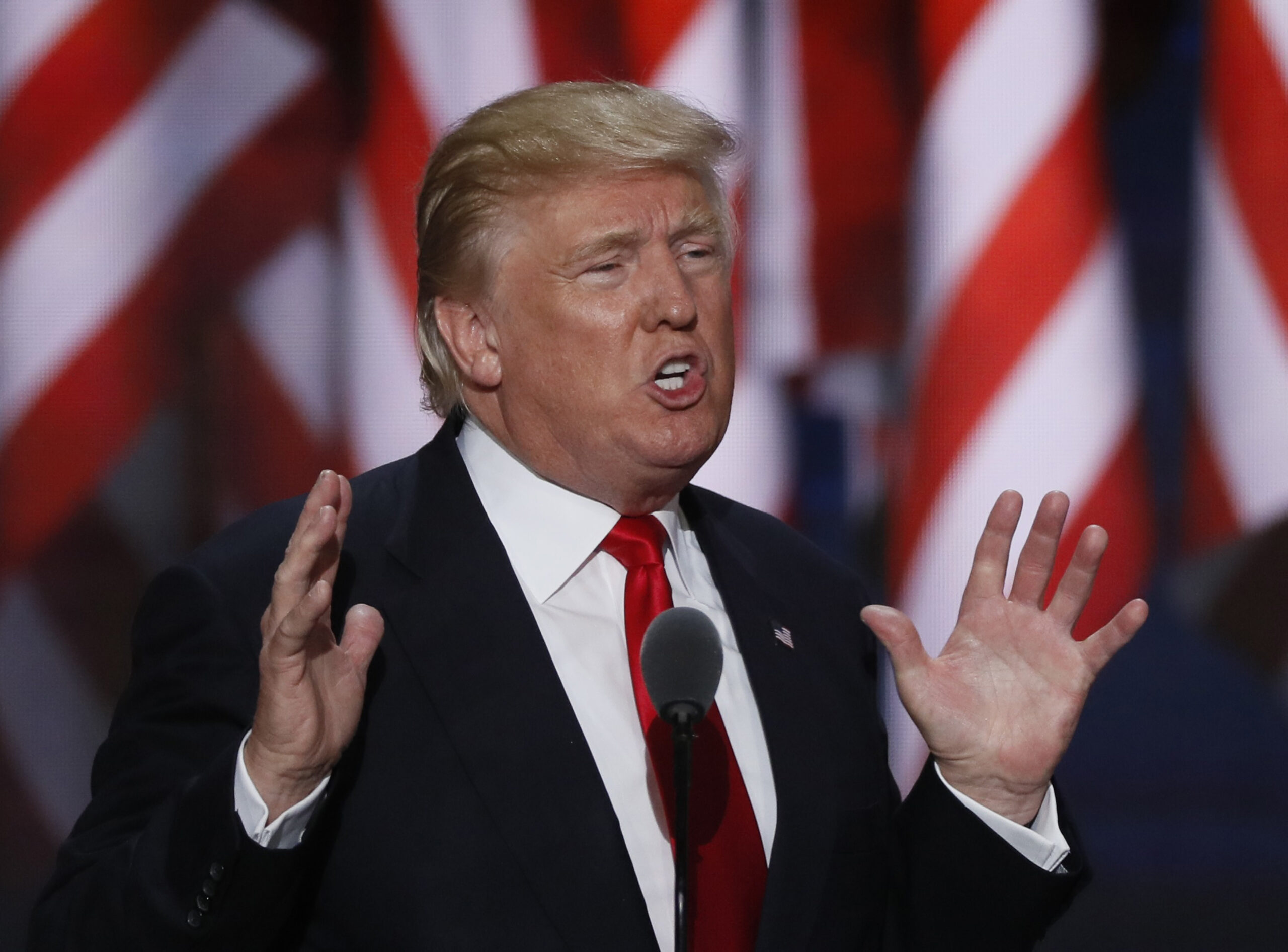 Republican U.S. presidential nominee Donald Trump speaks during the final session of the Republican National Convention in Cleveland, Ohio, U.S. July 21, 2016. REUTERS/Mike Segar - RTSJ4DU (Reuters)