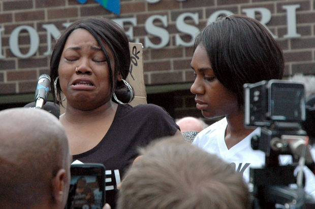 Allysza Castile, the sister of Philando Castile, who was slain by a police officer, speaks at a rally in St. Paul, Minnesota (Sheila Regan)