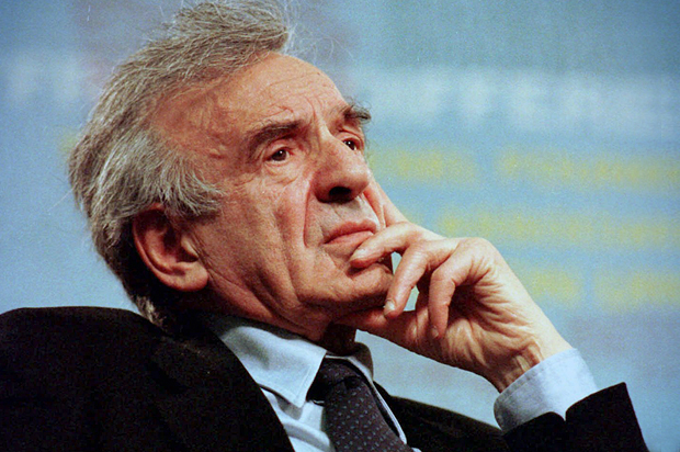 Elie Wiesel, pictured in 2000. (AP/Julia Malakie)