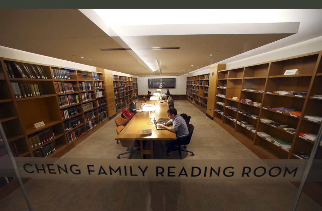Angry librarian goes on brutal Twitter rant after journalist suggests ...
