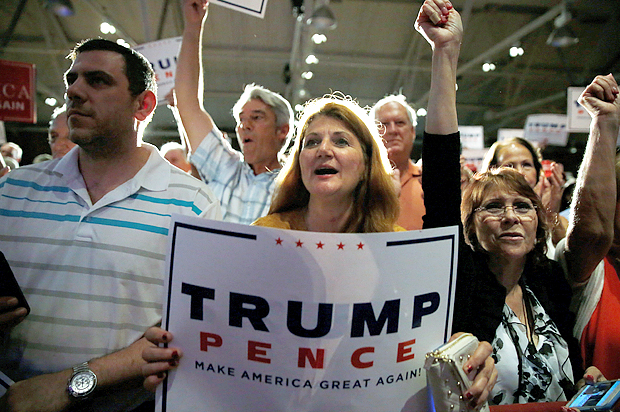 Donald Trump supporters in Manchester, New Hampshire, August 25, 2016. (Reuters/Carlo Allegri)