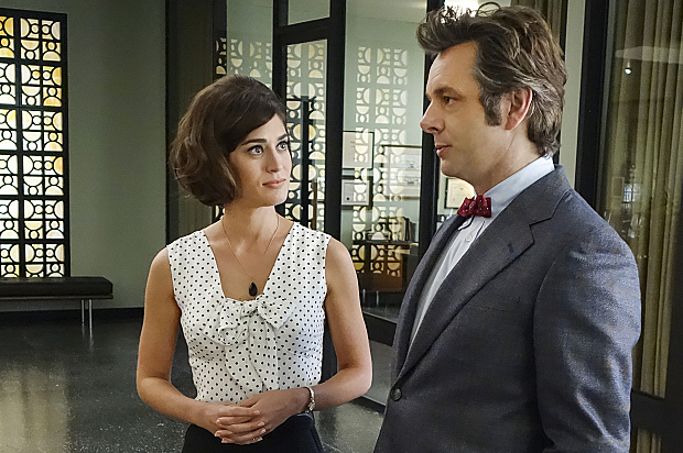 Lizzy Caplan and Michael Sheen in "Masters of Sex" (Showtime)