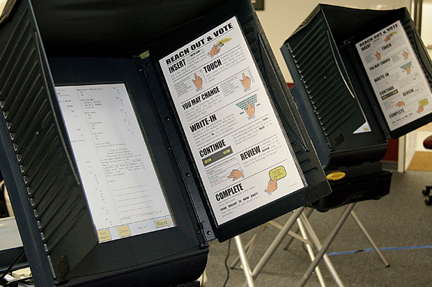 Electronic voting machines (Getty/Karen Bleier)