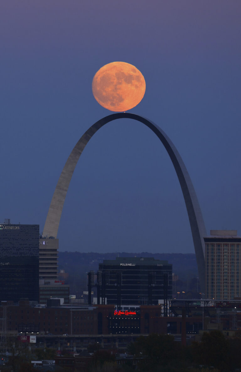 (David Carson/St. Louis Post-Dispatch via AP)