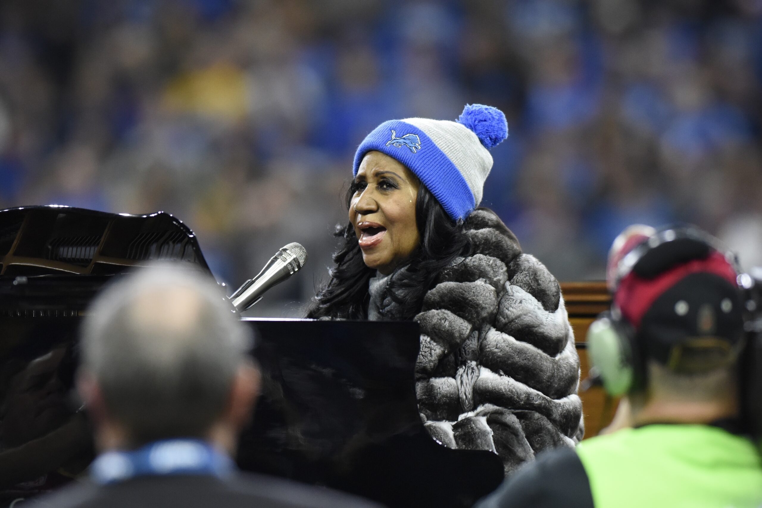 Aretha Franklin performs the national anthem before an NFL football game between the Detroit Lions and the Minnesota Vikings, Thursday, Nov. 24, 2016 in Detroit. (AP Photo/Jose Juarez) (AP)