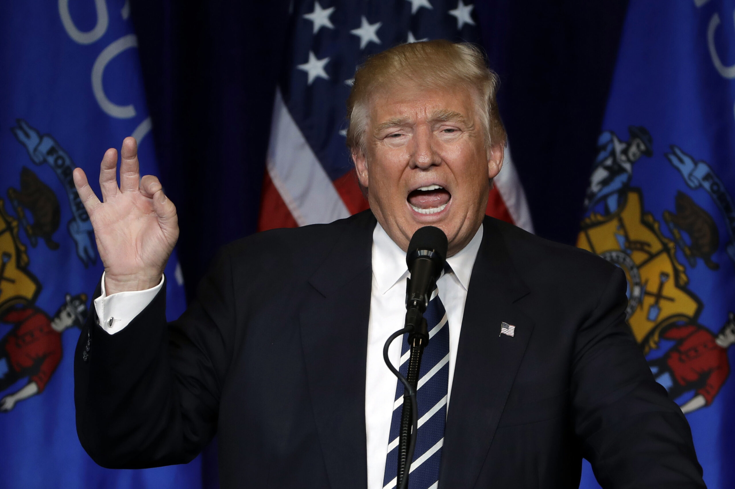 Republican presidential candidate Donald Trump speaks during a campaign rally at the University of Wisconsin Eau Claire, Tuesday, Nov. 1, 2016, in Eau Claire, Wis.(AP Photo/Matt Rourke) (AP)